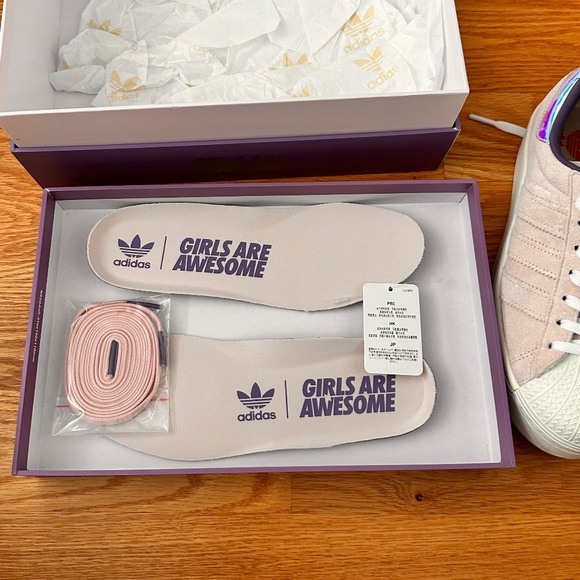 adidas Superstar Plateau Women’s Shoes (8) - Picture 6 of 15